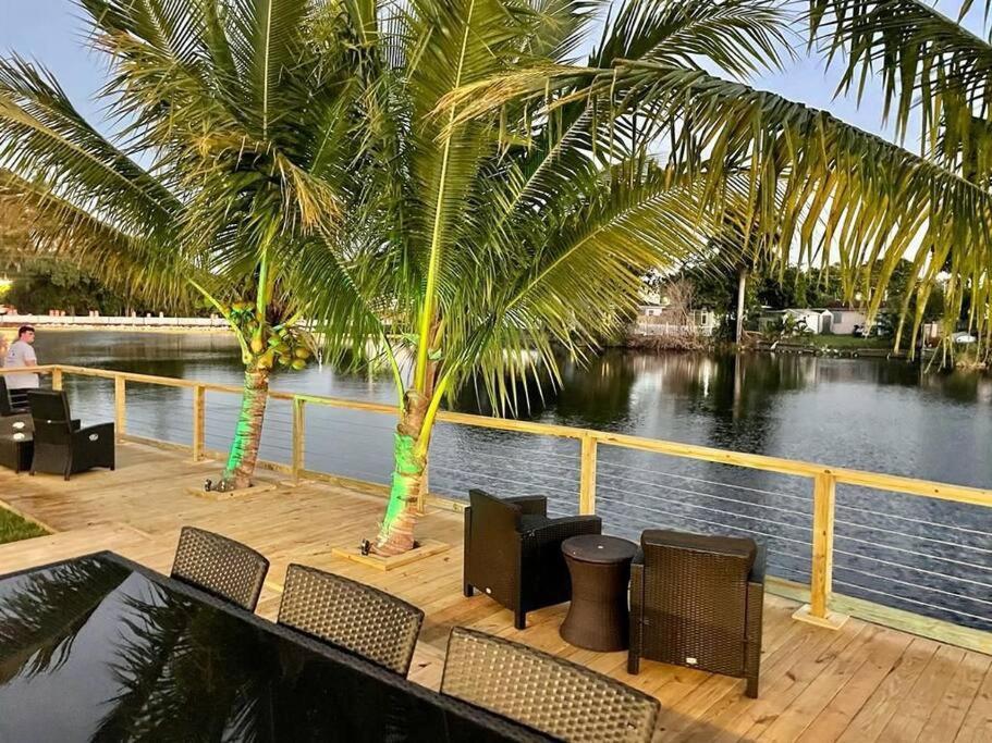 5-Star Lakefront Oasis In Hollywood-Hard Rock Casino Fort Lauderdale Exterior photo