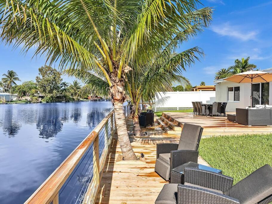 5-Star Lakefront Oasis In Hollywood-Hard Rock Casino Fort Lauderdale Exterior photo