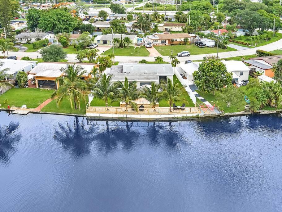 5-Star Lakefront Oasis In Hollywood-Hard Rock Casino Fort Lauderdale Exterior photo